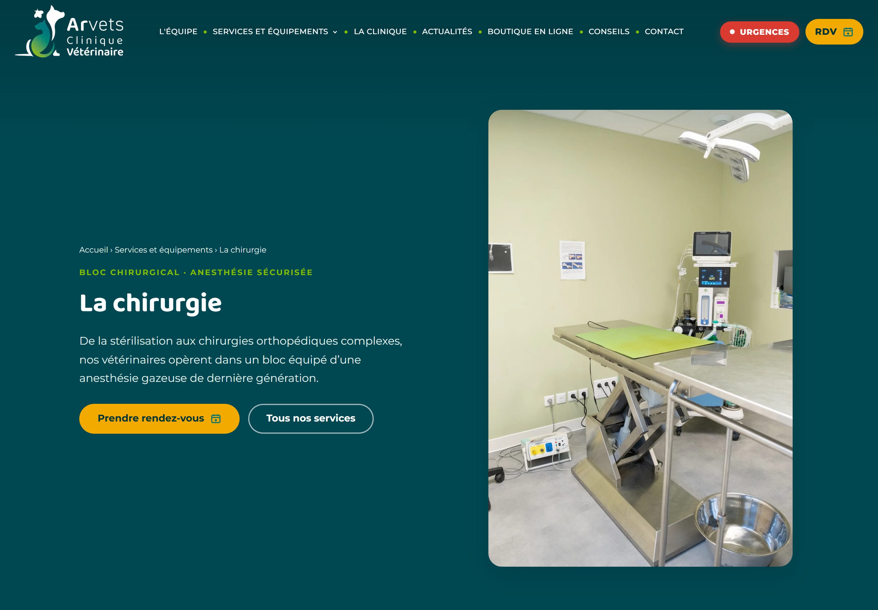 Fiche du service chirurgie sur arvets.fr : titre « La chirurgie », présentation du bloc et de l'anesthésie gazeuse, boutons de prise de rendez-vous